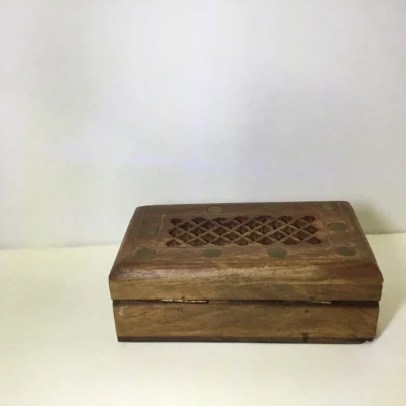 Wooden Decorative Trinket Box - Picture 5 of 10